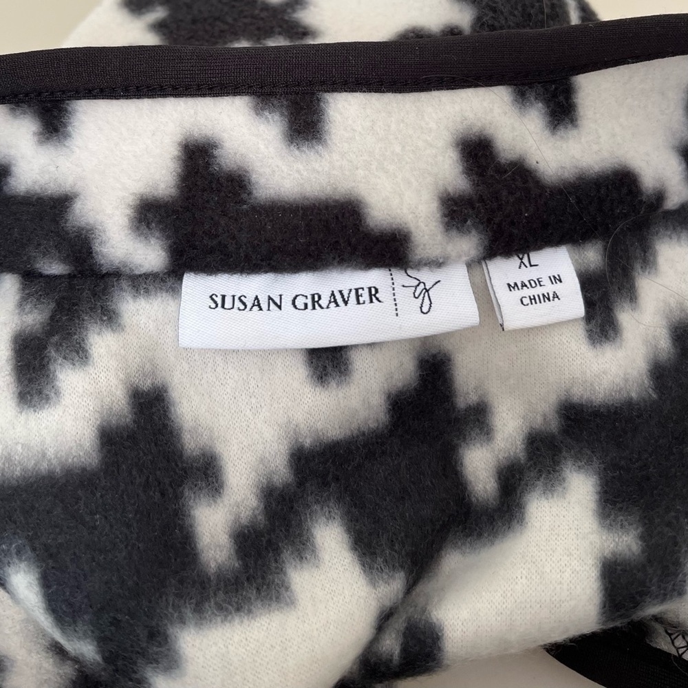 NEW Susan Graver lightweight fleece houndstooth vest - Picture 5 of 6